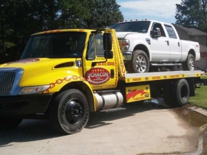 Towing-Truck-Chacon-Towing-San-Antonio-2
